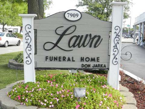 Lawn Funeral Home
